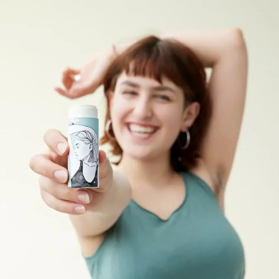 Deodorant "Fresh Flora" von Queen of Green, plastikfrei und vegan, handgemacht in Österreich